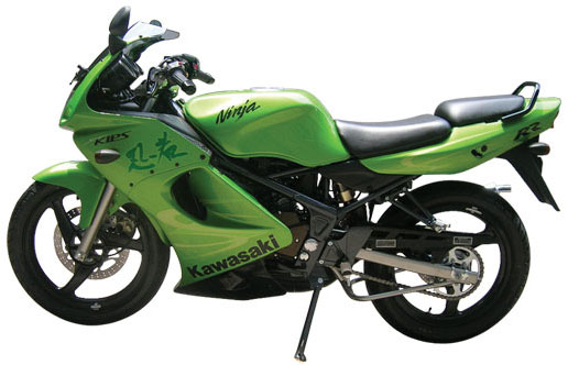kawasaki ninja 150. Green Kawasaki Ninja 150RR