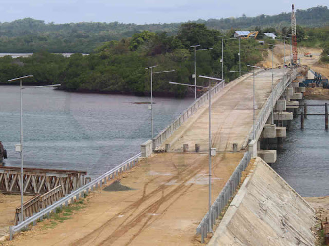 Jembatan Wear Arafura Sudah Rampung 91 Persen