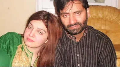 yasin malik-with-wife