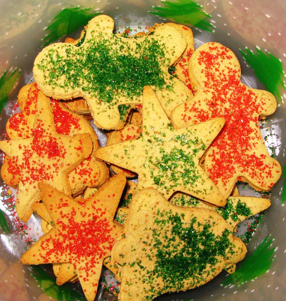 Christmas Cookies with Cinnamon Sugar Sprinkles (Vegan) | Gluten Free Pantry