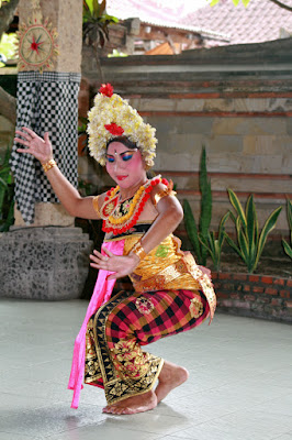 Barong Dance performance. Bali. Indonesia. Танцевальное представление Баронг. Бали. Индонезия.