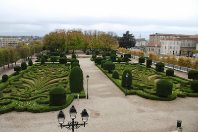 Jardines vistos desde el museo Goya en Castres. Blog Esteban Capdevila