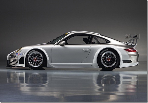 2011-Porsche-911-GT3-RSR-Side-Picture
