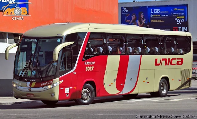 Evoney Fernandes, o pai da seresta, compra seu primeiro ônibus