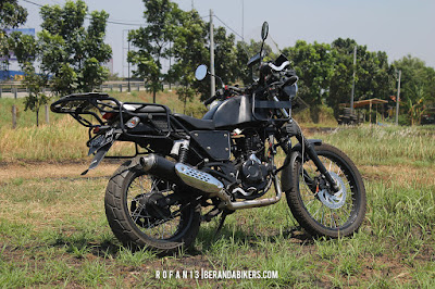 Royal Enfield Himalayan bermesin Bajaj Pulsar 180 UG4 Pertama di Indonesia