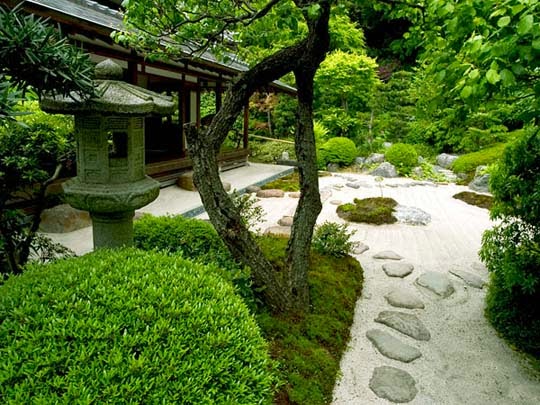 Japanese Garden Designs for Small Spaces - AyanaHouse