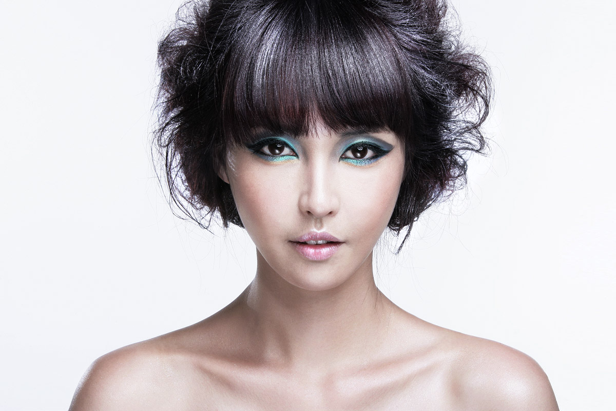 Fashion Female And Have Fun: Kang Yui, Close-Up