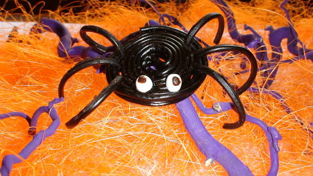 halloween spiders 