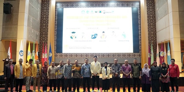 UNP Gelar Pembekalan KKN 2024, 6.006 Mahasiswa Akan Disebar Pada 12 Kabupaten Kota Di Sumbar
