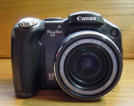 Canon PowerShot S3 IS