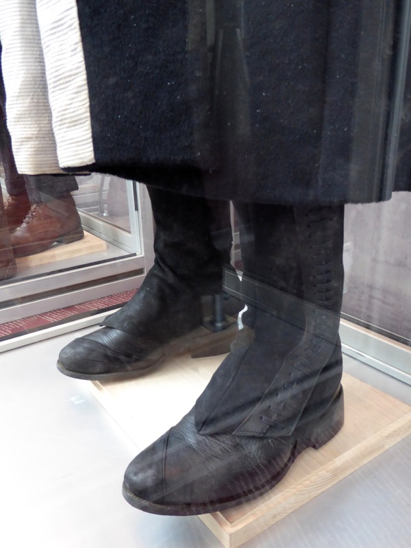 Percival Graves Fantastic Beasts costume boots