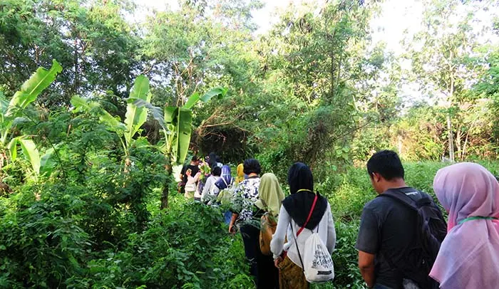 Jalan Menuju Jebolan Pecinan