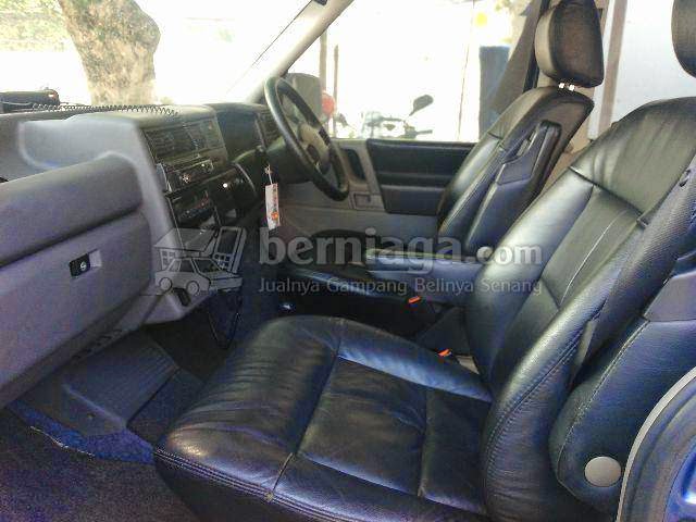 VW Caravelle GL A T Mulus Terawat Volkswagen Bekas 