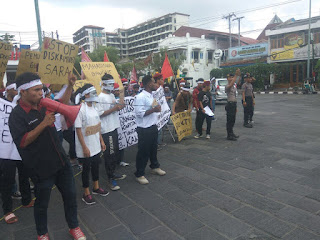 Satsabhara Amankan Aksi Damai Di Tugu Jogja