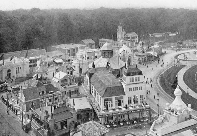 Exposition universelle de 1910 à Bruxelles - Vue à vol d'oiseau en direction des bois.