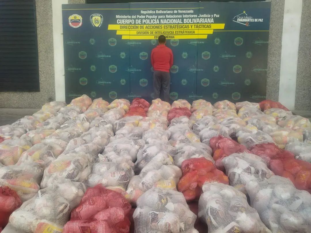 PNB capturó a hombre por contrabando de casi tres toneladas de pollo en Mérida
