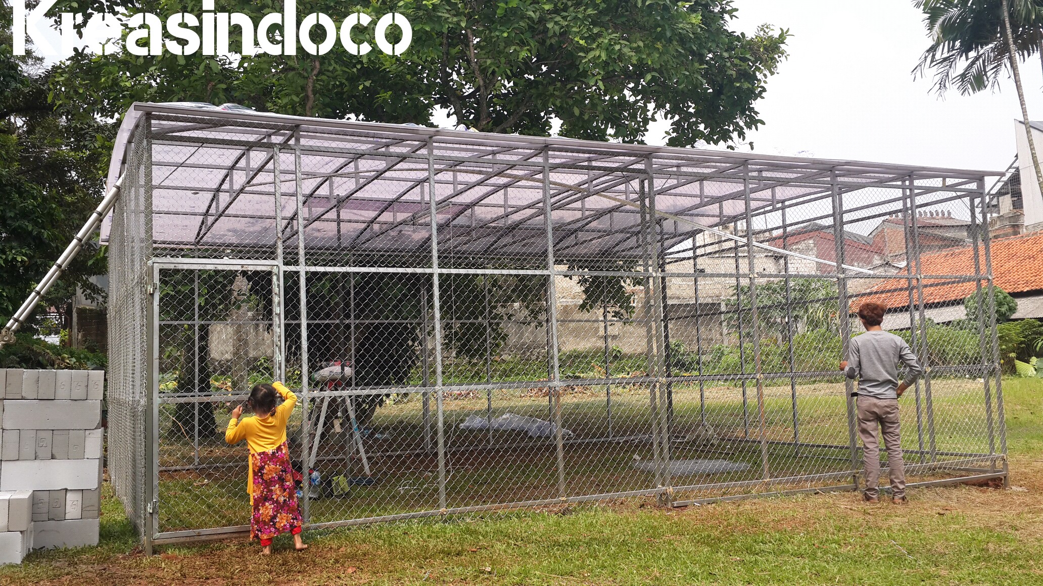 Kandang Besi Untuk Burung Merak Di Jl Taman Sari Karang Tengah Lebak Bulus Rumah Pemilik Pupuk Kaltim Jakarta Selatan