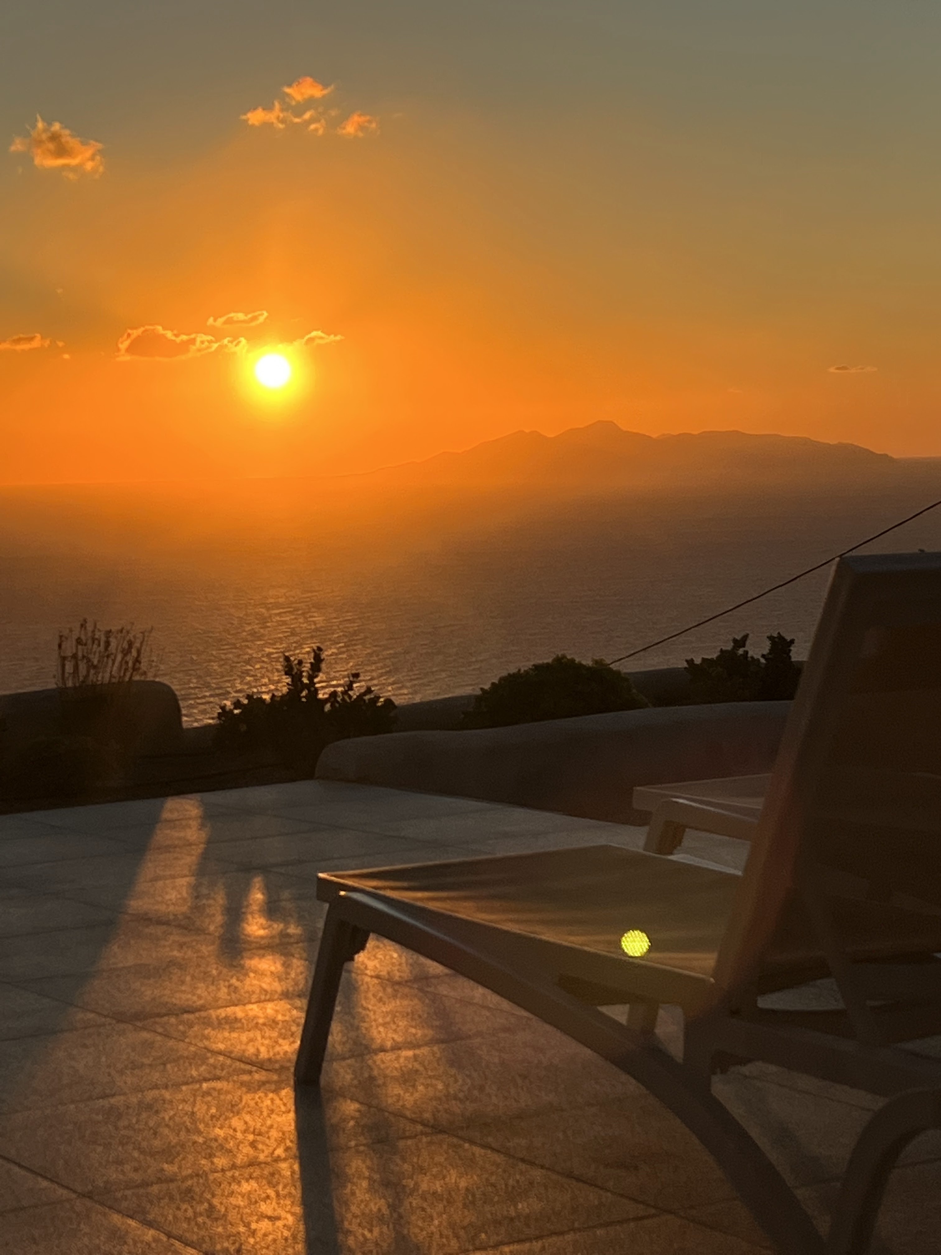 Sunrise in Santorini_Mardanza Exclusive Deluxe Private Villa with Pool and Sea View_Adrienne Nguyen