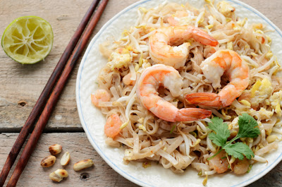 plate of Pad Thai with shrimp