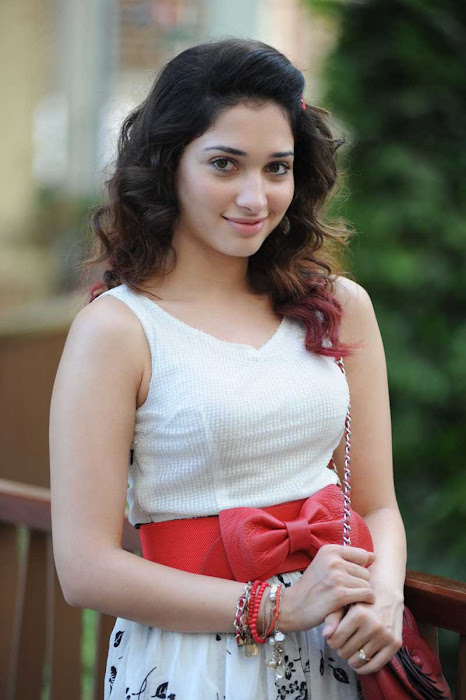 tamanna tamanna new spicy unseen pics