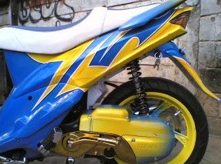 YAMAHA MIO LOW RIDER AIR BRUSH MODIFY