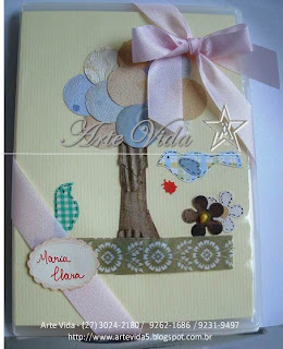 uso de técnica de scrapbook