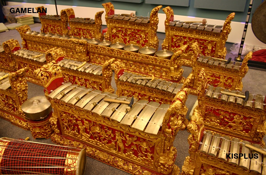 6 Gambar Alat Musik Tradisional Bali, Fungsi dan Cara Memainkannya