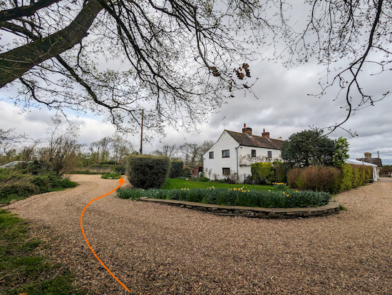 Turn left on Sandridge footpath 13