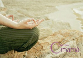 yoga para mama meditando