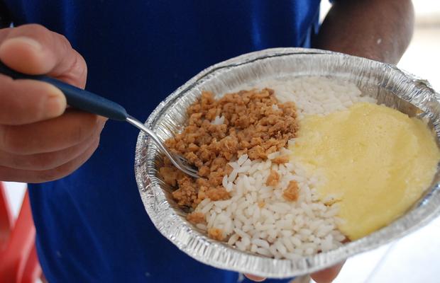 Presos de Porto Velho vão receber comida preparada a 330km de distância