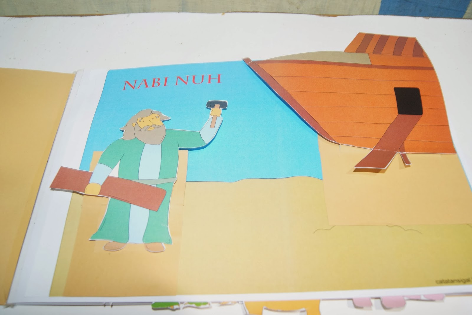 Catatan SiGal: Mari Membuat Pop Up Cerita Nabi Nuh
