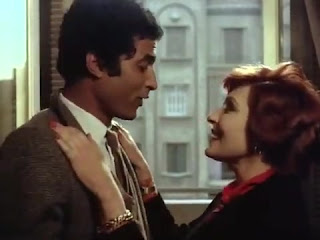 مشاهدة فيلم العوامة 70 1983 أحمد زكي بجودة عالية Videoplayback%20(17)_000076