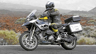 2013 BMW R1250GS on the road