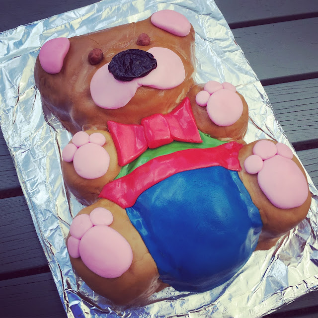 Bake Box Teddy bear Cake 