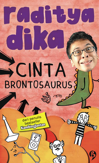 Ada satu adegan yang mana gue harus berantem ama orang di depan orang banyak Raditya Dika - Cinta brontosaurus