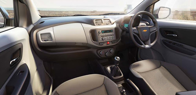 interior Chevrolet Spin premium