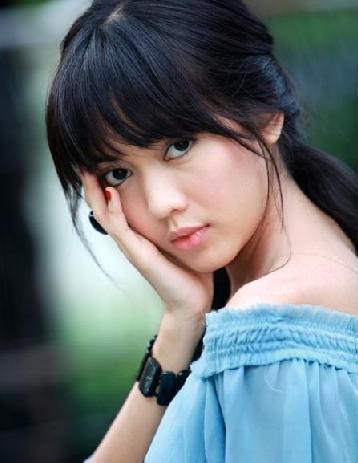 Indonesia Actress and Model Ririn Dwi Ariyanti