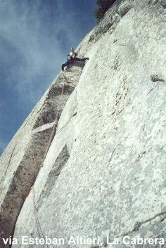 Esteban Altieri, Pico de la Miel, La Cabrera