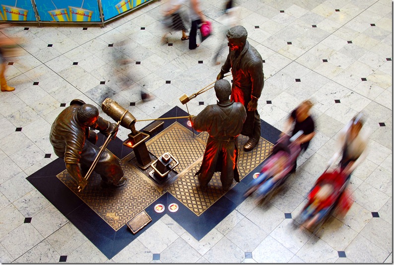 meadowhall sculture