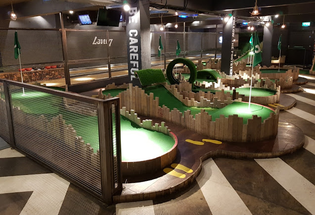 Minigolf at Lane7 in Newcastle