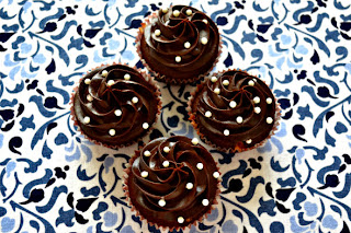 Cupcakes Blanco y Negro, parte 6