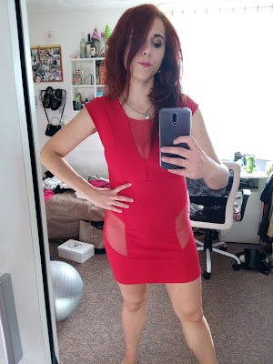https://femmeluxefinery.co.uk/products/red-mesh-panel-v-neck-bodycon-mini-dress-tammy