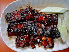 Maxwell Food Centre Roast Meat. Fu Shun Shao La Mian Jia 福顺(锦记)烧腊面家