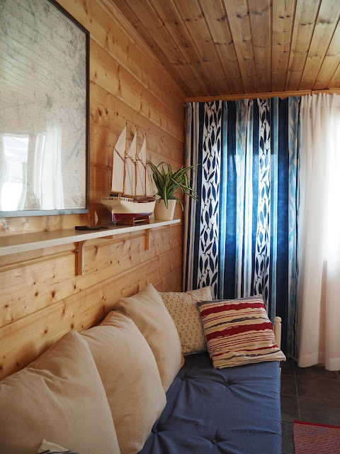 lingonberryhouse, saunahuoneen sisustus, decoration, sauna, fireplace