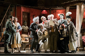 English Touring Opera - Puccini: Gianni Schicchi (Photo Richard Hubert Smith)