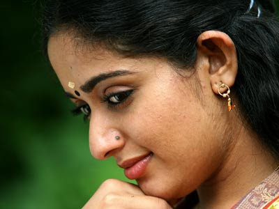 kavya_madhavan_7.jpg (400×300)