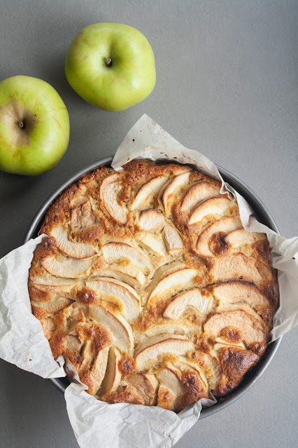 La ricetta della torta di mele di Csaba dalla Zorza