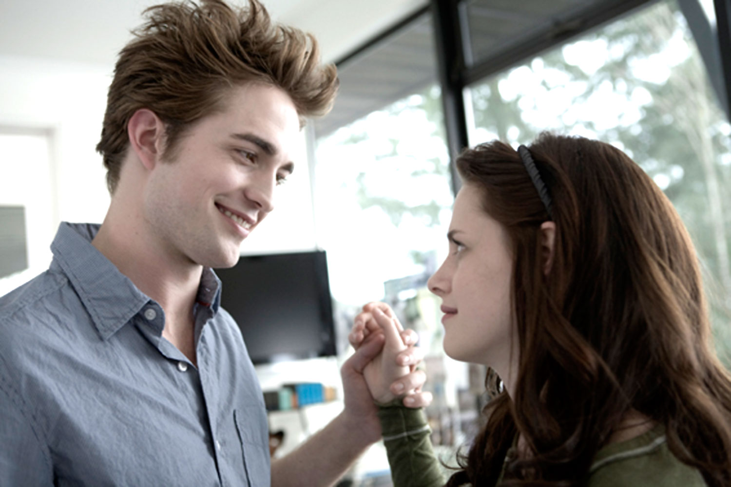 Kristen Stewart And Robert Pattinson Photo