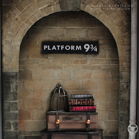 Kings Cross Platform 9 3/4 Hogwarts Express - Nichola Battilana