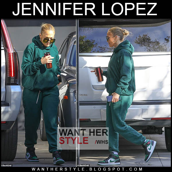 Jennifer Lopez in green hoodie and sweatpants
